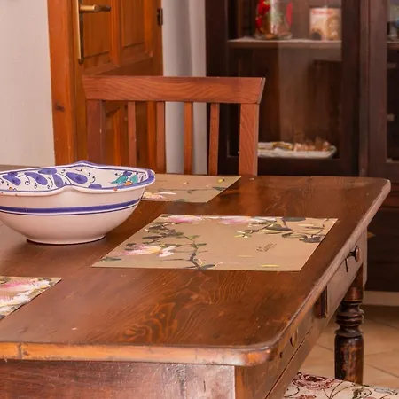 Alloggio per agriturismo Al Cappero Malfa (Salina)